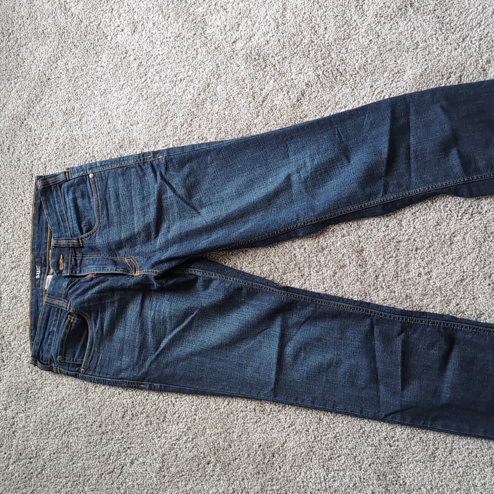 5.11 Tactical Dark Blue Jeans and Twillory Untuckable Shirt - Picture 3 of 3